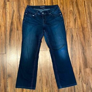 Silver Jeans Suki 17”